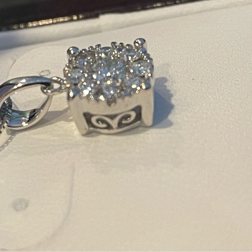White Gold 14k Diamond Pendant Necklace - Picture 3 of 10